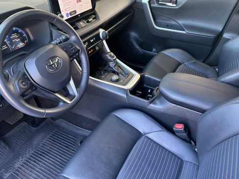 Used 2023 Toyota RAV4 XSE AWD/4WD image 11