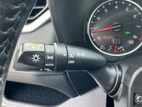 Used 2021 Toyota RAV4 XLE w/ XLE Grade Weather Package AWD/4WD image 15