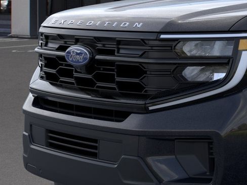 New 2026 Ford Expedition Max Active RWD image 17
