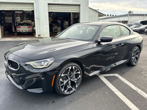 New 2025 BMW 230i xDrive 230i xDrive w/ Premium Package image 7