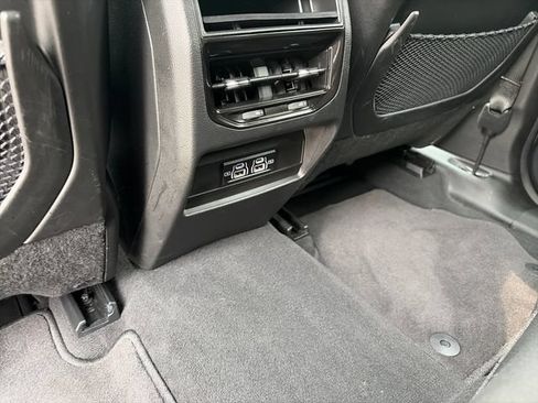 Used 2025 Jeep Grand Cherokee Laredo X w/ MOPAR Finishing Package AWD/4WD image 20
