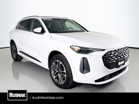 Certified 2025 Audi Q5 Premium Plus w/ Premium Plus image 1