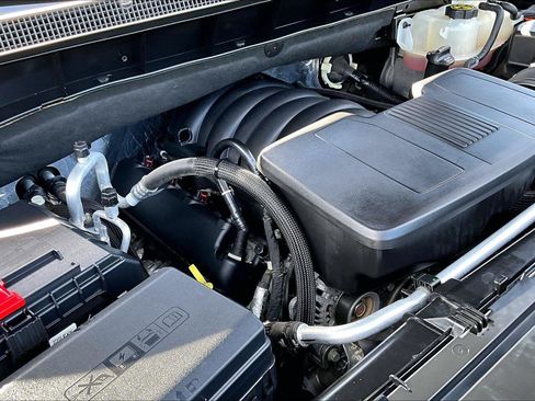 Used 2021 Chevrolet Silverado 1500 High Country w/ Technology Package AWD/4WD image 34