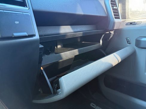 Used 2018 Ford F150 XLT image 22