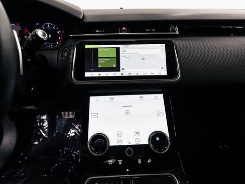 Used 2019 Land Rover Range Rover Velar R-Dynamic SE image 16