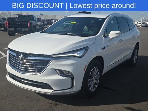 Used 2024 Buick Enclave Premium FWD image 2