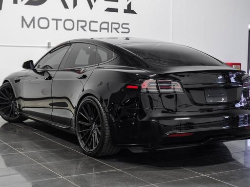 Used 2022 Tesla Model S Plaid image 14