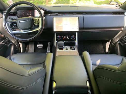 Used 2023 Land Rover Range Rover SE AWD/4WD image 14