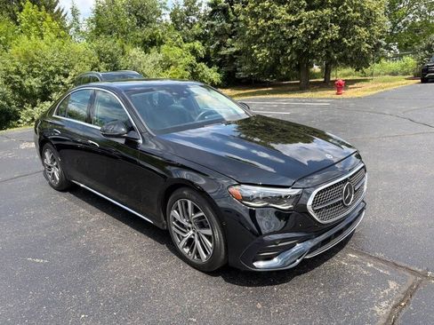 Used 2024 Mercedes-Benz E 350 4MATIC Sedan image 10