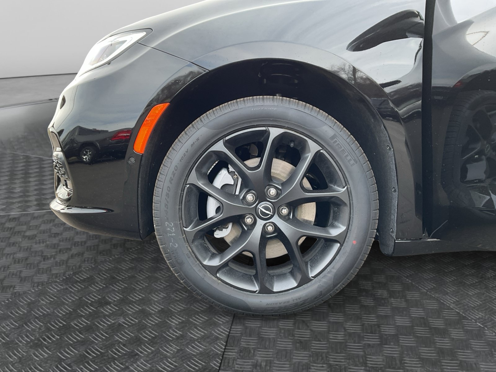 New 2026 Chrysler Pacifica Select w/ S Appearance Package AWD/4WD image 18
