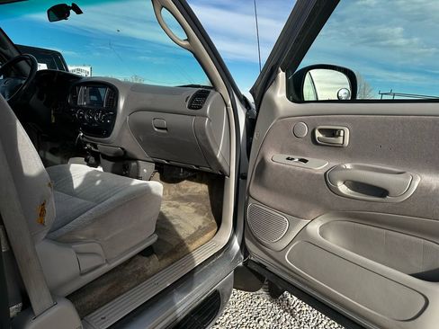 Used 2002 Toyota Tundra SR5 image 12