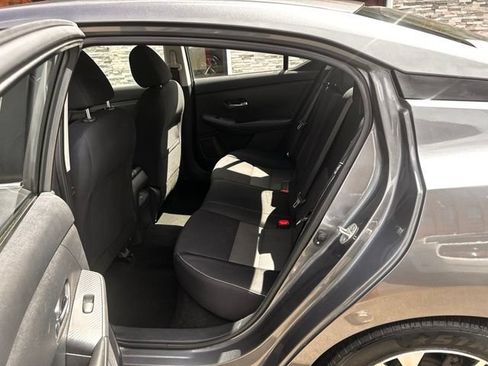 Used 2020 Nissan Sentra SV FWD image 15