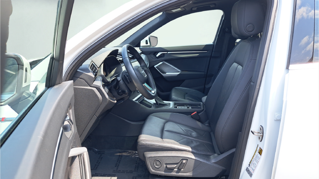 Used 2025 Audi Q3 2.0T Premium AWD/4WD image 10