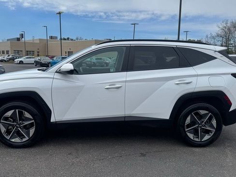 Certified 2025 Hyundai Tucson SEL AWD/4WD image 4