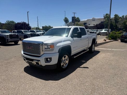 Used 2015 GMC Sierra 2500 Denali w/ Duramax Plus Package AWD/4WD image 2