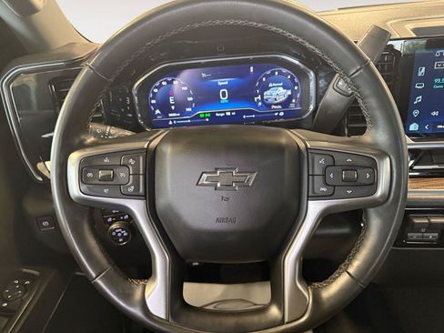Used 2023 Chevrolet Silverado 1500 RST AWD/4WD image 16