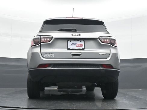 Used 2022 Jeep Compass Latitude image 20