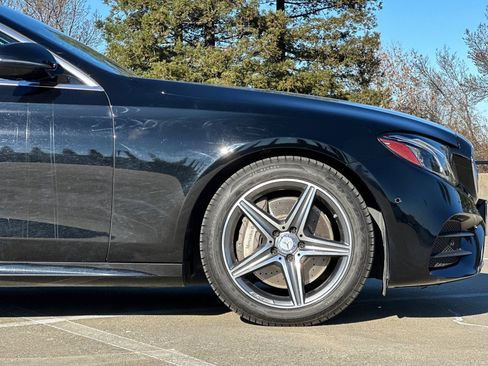 Used 2017 Mercedes-Benz E 300 image 36