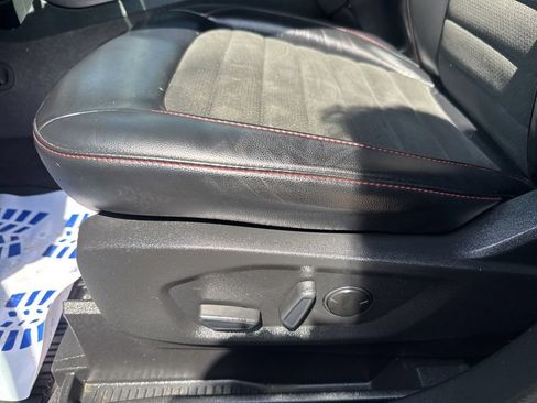 Used 2023 Ford Edge ST-Line AWD/4WD image 12