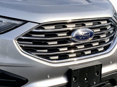 Certified 2023 Ford Edge Titanium AWD/4WD image 26