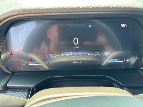 Used 2025 Jeep Grand Cherokee L Altitude AWD/4WD image 19
