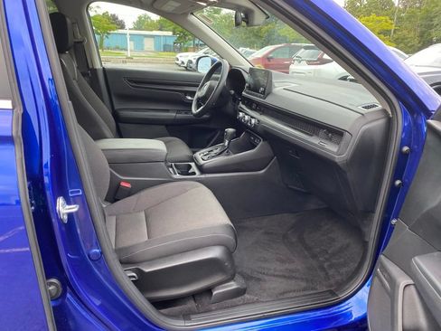 Certified 2024 Honda CR-V EX image 12