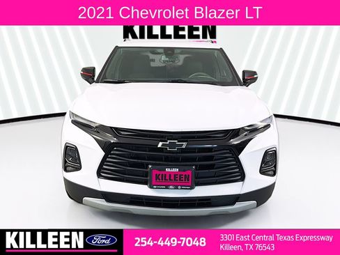 Used 2021 Chevrolet Blazer LT w/ Redline Edition FWD image 2