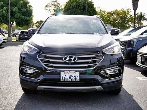 Used 2017 Hyundai Santa Fe Sport w/ 2.4L Tech Package 04 FWD image 5