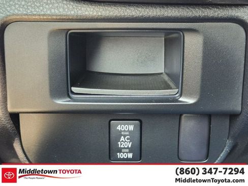 Used 2017 Toyota Tacoma TRD Sport w/ Tow Package (A/T) AWD/4WD image 16