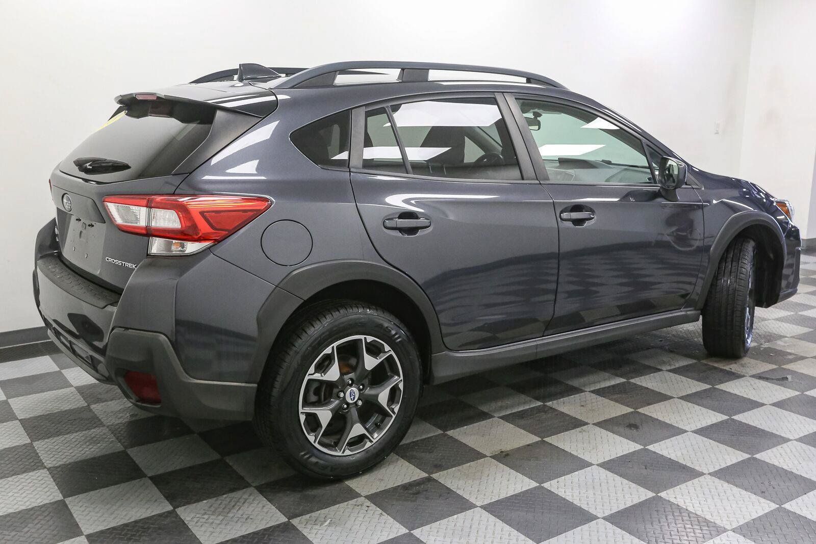 Used 2018 Subaru Crosstrek 2.0i Premium AWD/4WD image 9