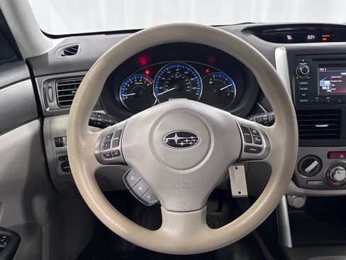 Used 2013 Subaru Forester 2.5X Premium w/ All-Weather Plus Pkg AWD/4WD image 13