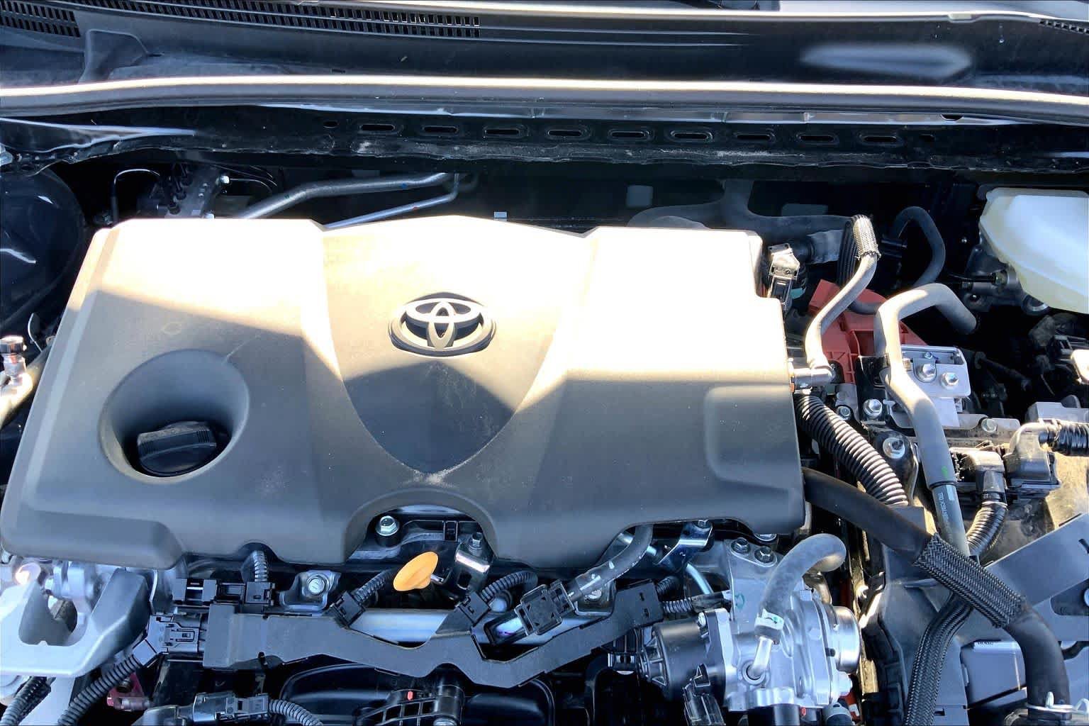 Used 2025 Toyota Camry LE FWD image 32
