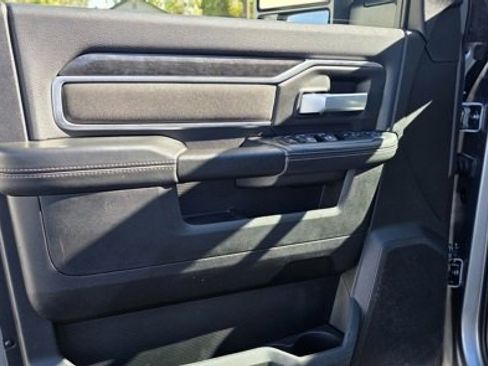 Used 2024 RAM 2500 Big Horn image 8