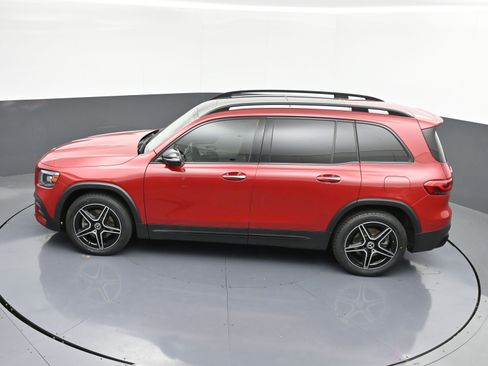 Used 2023 Mercedes-Benz GLB 250 image 27