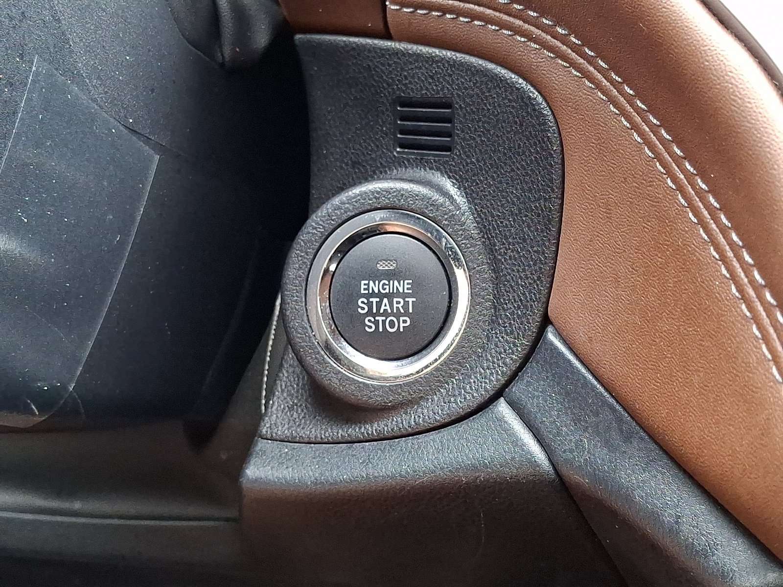 Used 2020 Subaru Outback Touring AWD/4WD image 26