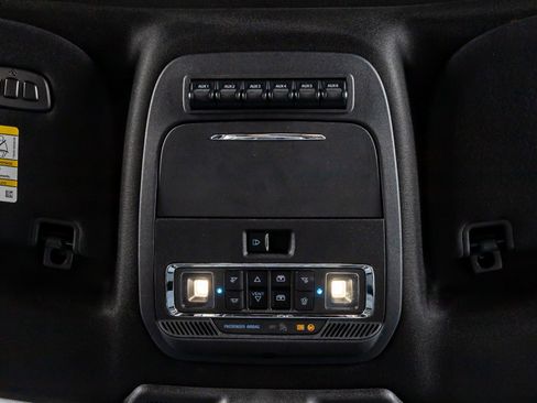 Used 2024 Ford F350 Platinum image 28