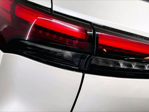 Used 2023 INFINITI QX60 Luxe image 26