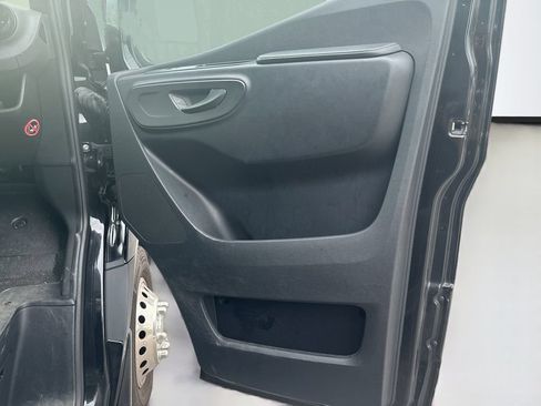 Used 2023 Mercedes-Benz Sprinter 3500 image 27