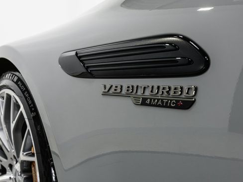 Used 2022 Mercedes-Benz SL 63 AMG 4MATIC image 35