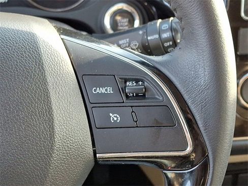 Used 2017 Mitsubishi Outlander SEL image 22