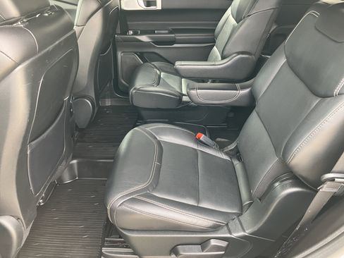 Used 2020 Ford Explorer ST w/ Premium Technology Package AWD/4WD image 14