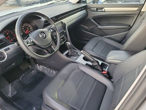 Used 2021 Volkswagen Passat 2.0T SE image 14