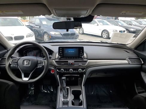 Used 2019 Honda Accord LX image 2