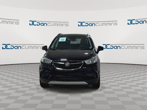 Used 2022 Buick Encore Preferred w/ Safety Package image 3