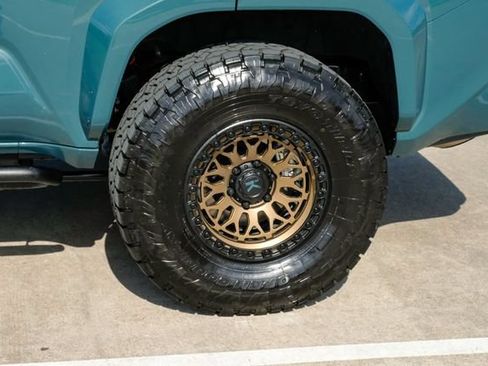 Used 2025 Toyota 4Runner Trailhunter AWD/4WD image 68