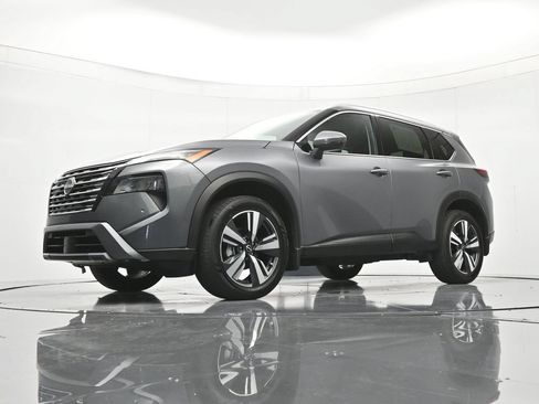Certified 2024 Nissan Rogue SL w/ SL Premium Package FWD image 38