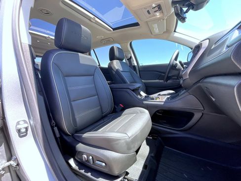 Used 2023 GMC Acadia Denali w/ Denali Ultimate Package AWD/4WD image 16