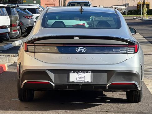 New 2026 Hyundai Sonata SE image 6