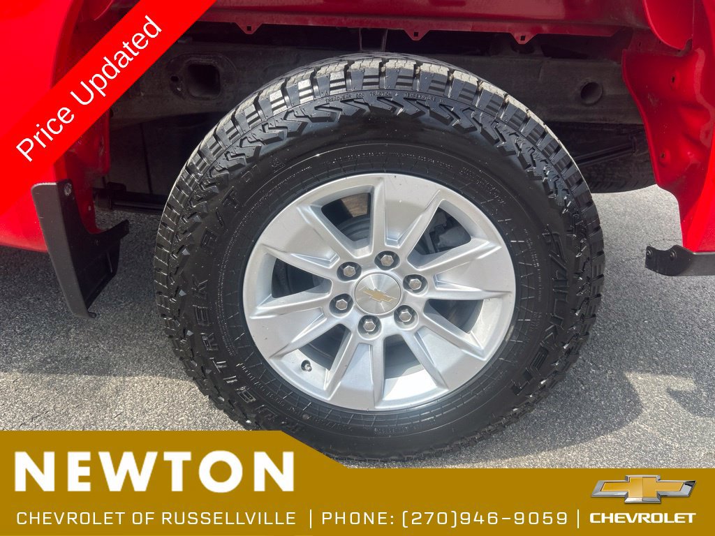 Used 2022 Chevrolet Silverado 1500 LT AWD/4WD image 42
