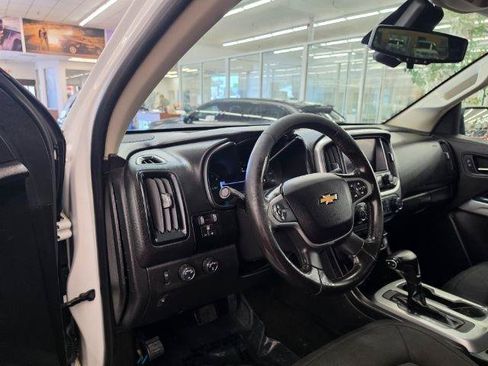 Used 2018 Chevrolet Colorado LT AWD/4WD image 8